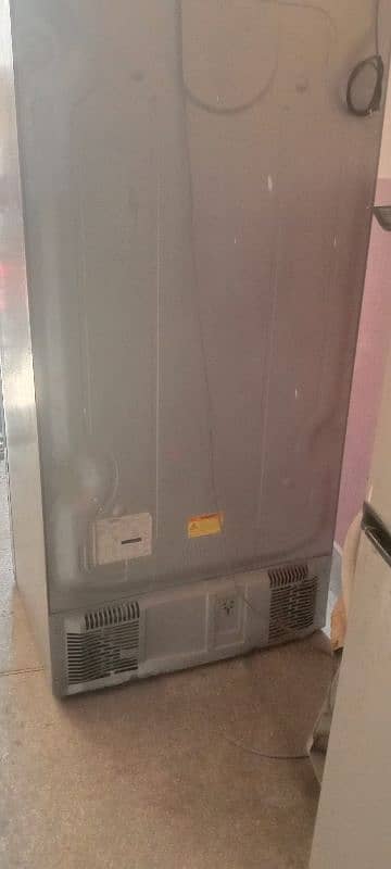 LG Refrigerator non frost invlter 2