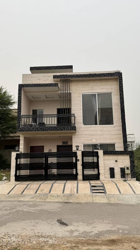 2bedroom portion available for daily and weekly basis in Islamabad D-12 1