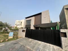 Dha Kanal Banglow Mazhar Munir Design available For Rent