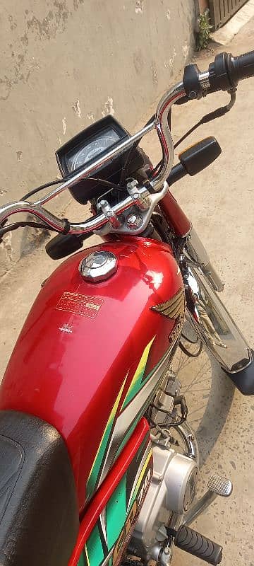 Honda cd70 2022 model lush condition 10