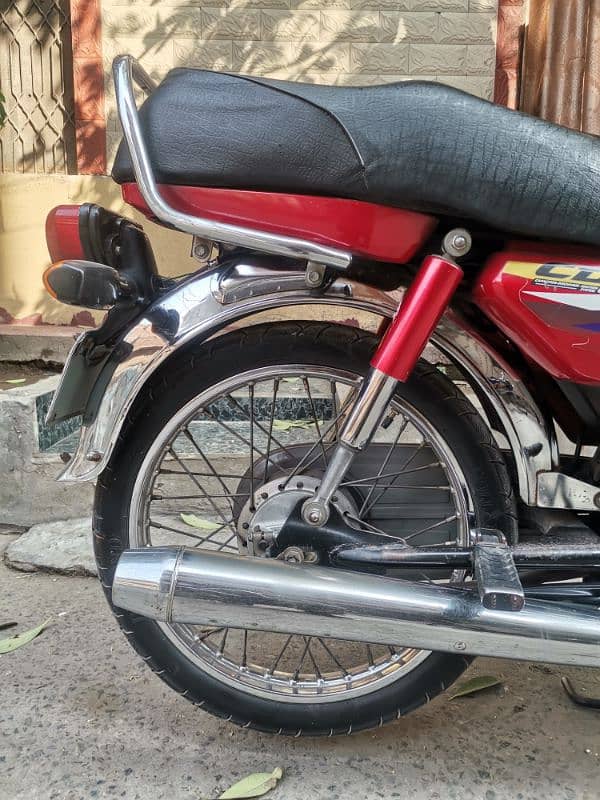 Honda CD 70 2015 Model 8