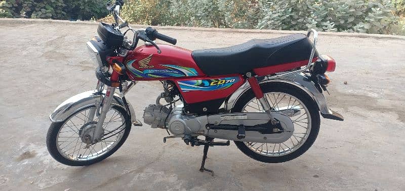 Honda CD 70 - 2024 3