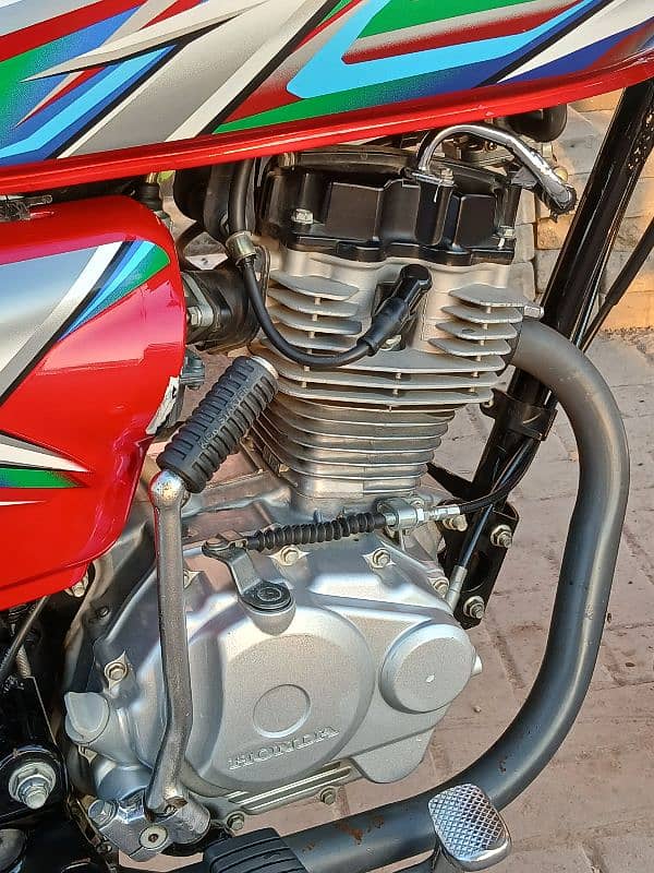 honda cg 125 2023 karachi 3