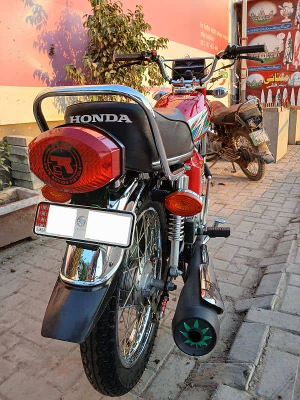 honda cg 125 2023 karachi 9