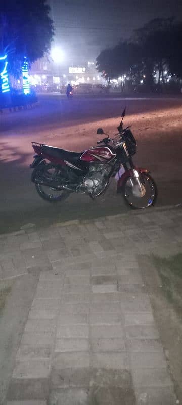 yamaha ybz 2017 model bilkul ok hy alhamdulillah sargodha ka number hy 8