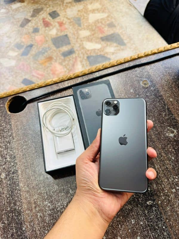 Iphone 11 Pro Max 512GB Approved Complete Box 11