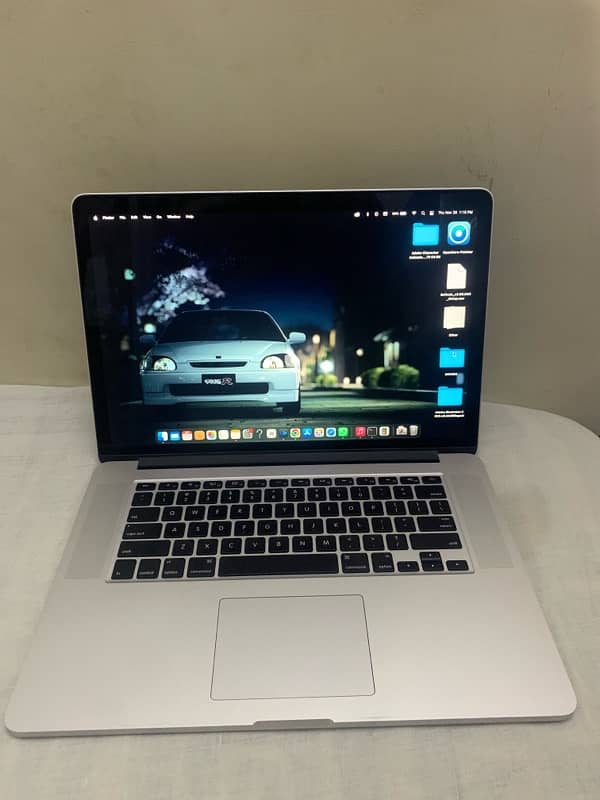 MACBOOK 2015 15” i7 16/256 with 2gb dedicated graphic card 0