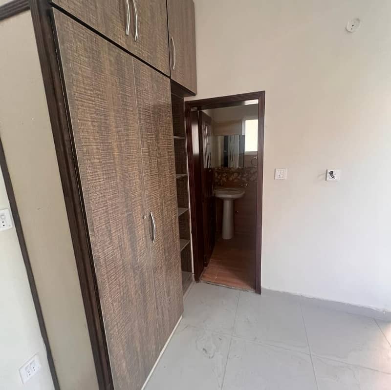 3 marla house for rent, New VIP block Lahore medical housing scheme phase 1 main canal road Lahore 9