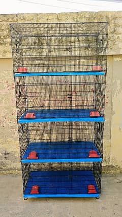 Master 8 portions folding cage for sale in a very good condition