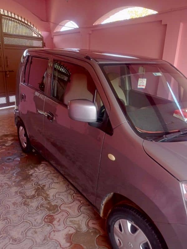 Suzuki Wagon R 2015 14