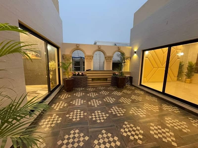 515 Square Feet Flat For sale In Beautiful Bahria Town - Sector D 8