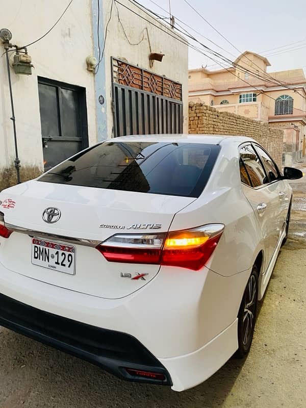 Toyota Altis Grande 2018 3