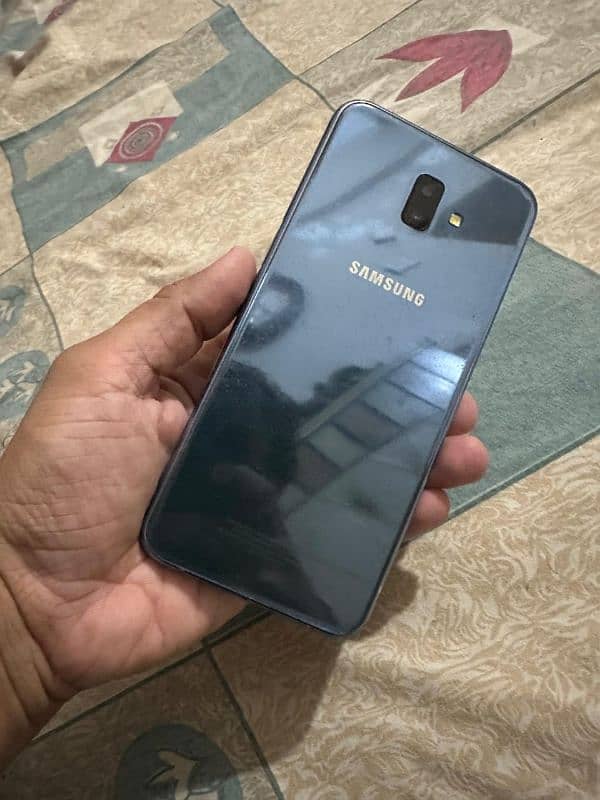 Samsung galaxy j6 +  4GB ram  64GB. rom 0