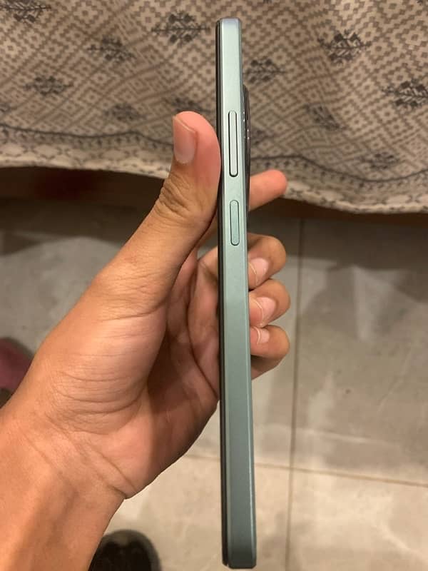 redmi a3 1 day used 4/128 GB green Color 2