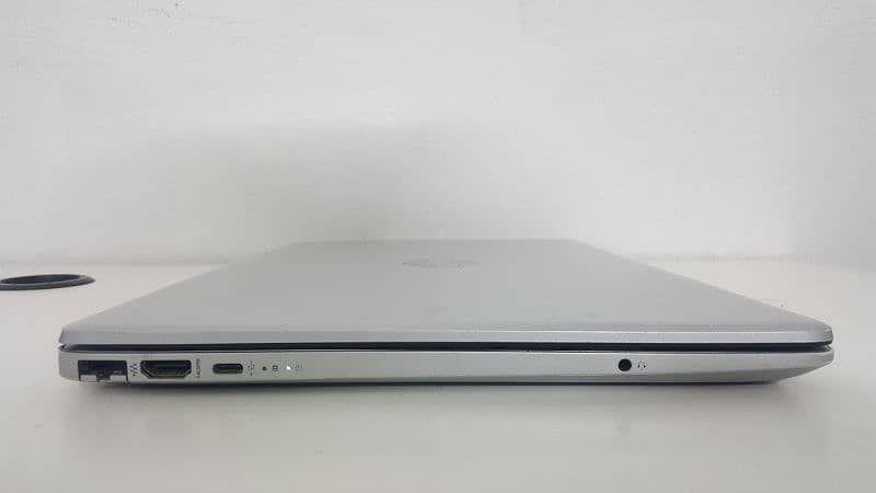 Hp i3 10th generation 9