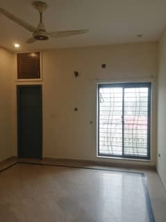 8 marla owner built house for sale in Johar town Lahore