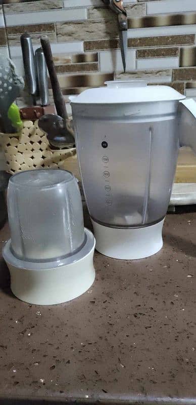 Kenwood jug blender + dry mill 1