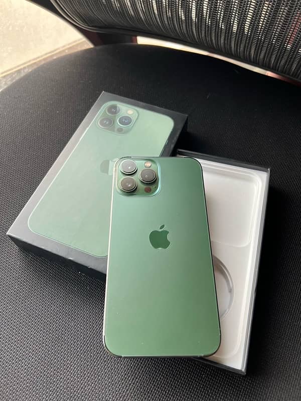 Iphone 13 Pro max - Alpine green, PTA approved 4