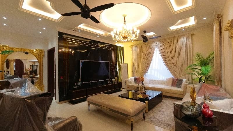 Your Dream Fully Furnished 1 Kanal House Is Available In DHA Phase 4 - Block BB 15