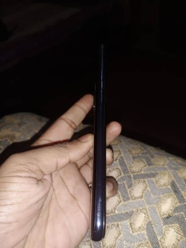 One plus N200 5g 4gb ram 64gb 2