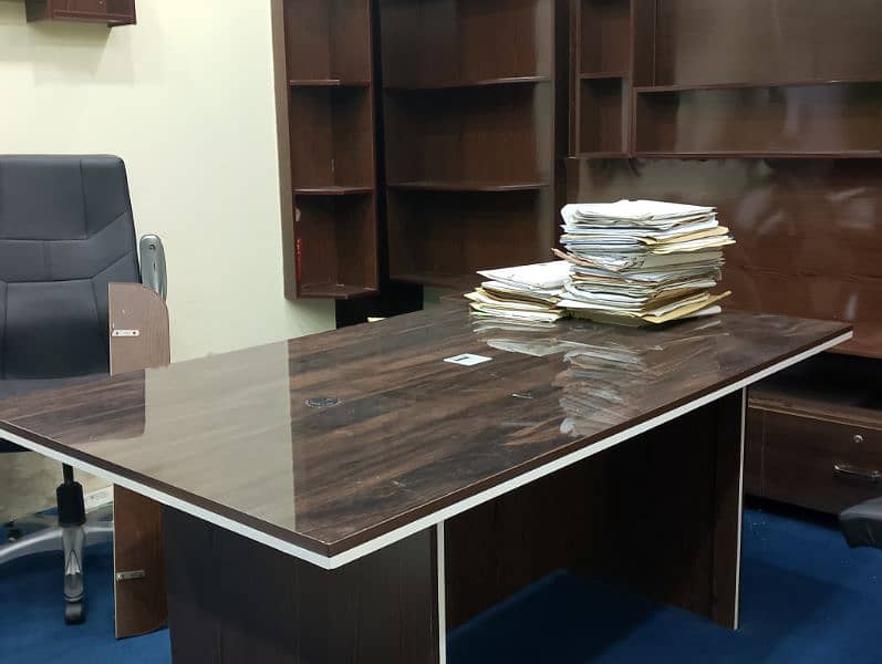 office furniture for sale, table, chairs, cabinet etc 0