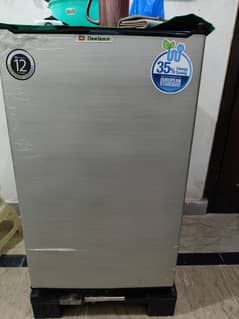 Dawlance room refrigerator modle 9101