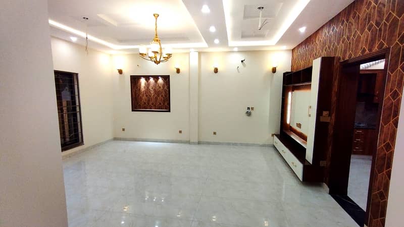 05 MARLA HOUSE FOR SALE LDA APPROVED GAS AVAILABLE IN EASTERN BLOCK PHASE 1 BAHRIA ORCHARD LAHORE 14