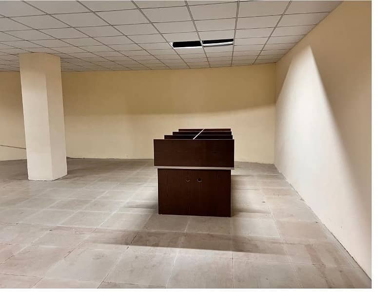 Investment Corridor And Builders Proudly Offer Area 1200 Square Feet Corporate Office Available For Rent in Main Boulevard Road Gulberg 3 Lahore 1