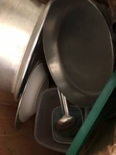 cooking cylinder2 kg plus other cooking stuff. plates, frypan, spoon