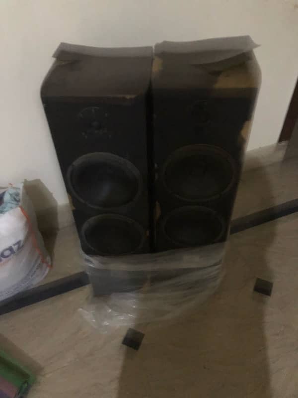 1 pair speaker for sale 1