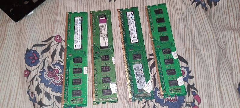 2Gb ram stick 0