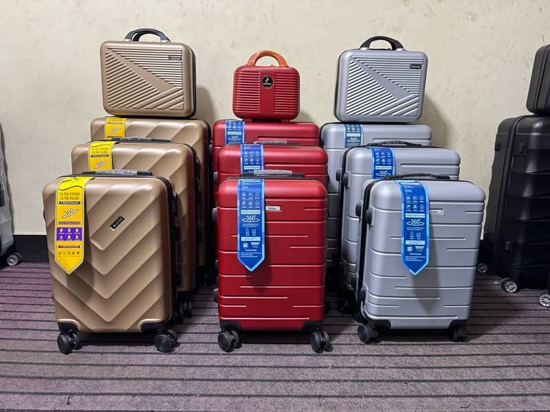 Luggage bags/ travel suitcases/ trolley bags/ travel trolley/ attachi 2