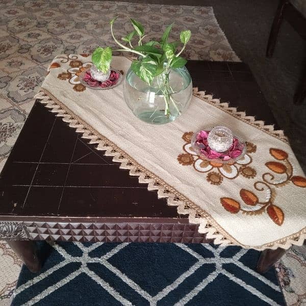 center table for sale sheesham wood brown color 3