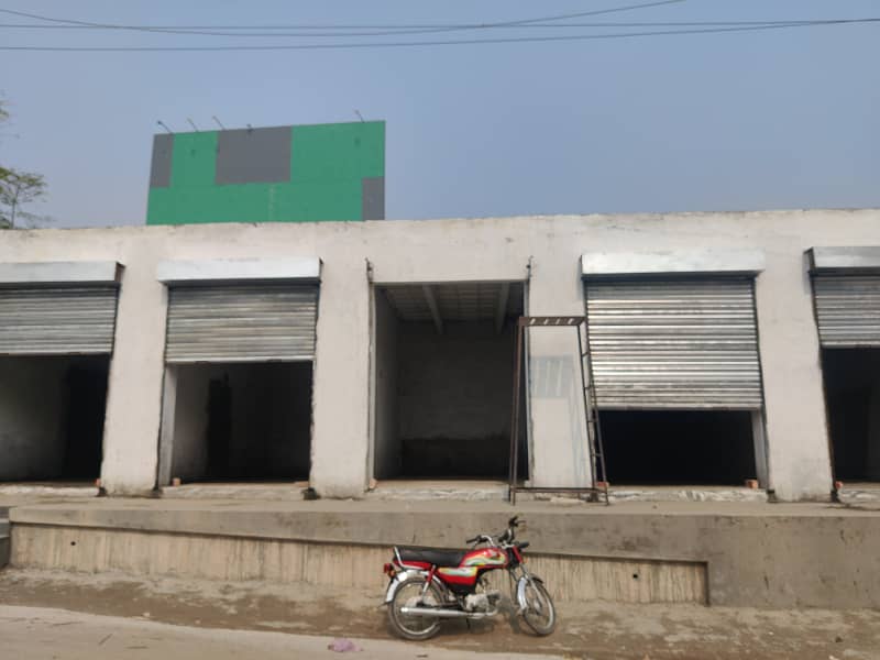 SHOP/WAREHOUSE ON SERVICE ROAD OF RING ROAD NEAR JAMU STOP BEDIAN ROAD 8