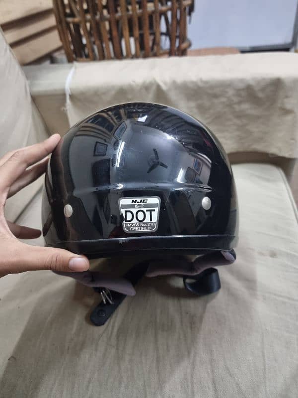 hjc is 2 motor cycle helmet 4