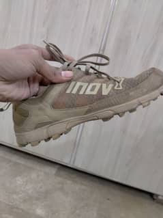 inov8 unisex Roclite 295