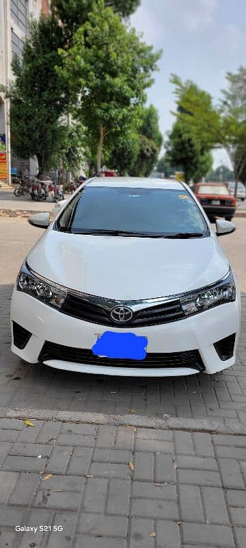 Toyota Corolla Altis 2016 1