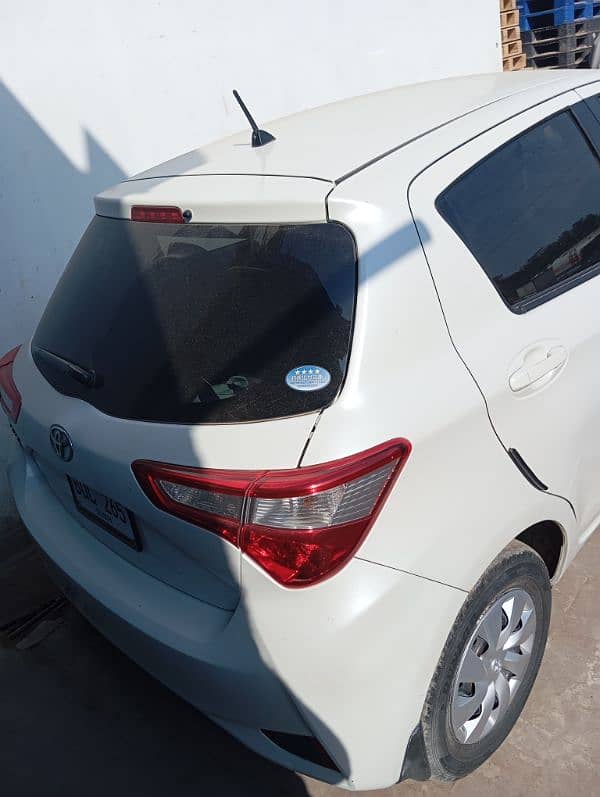 Toyota Vitz 2018 1