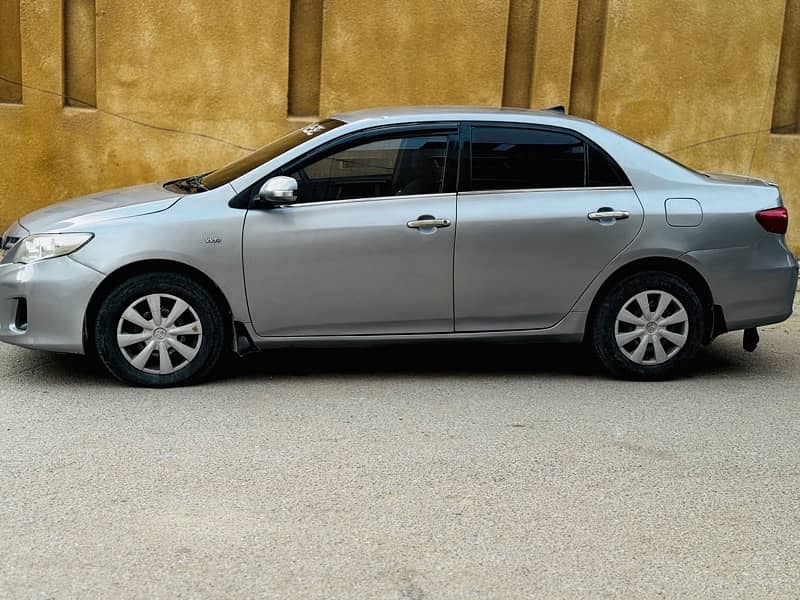 Toyota Corolla GLI 2011 10