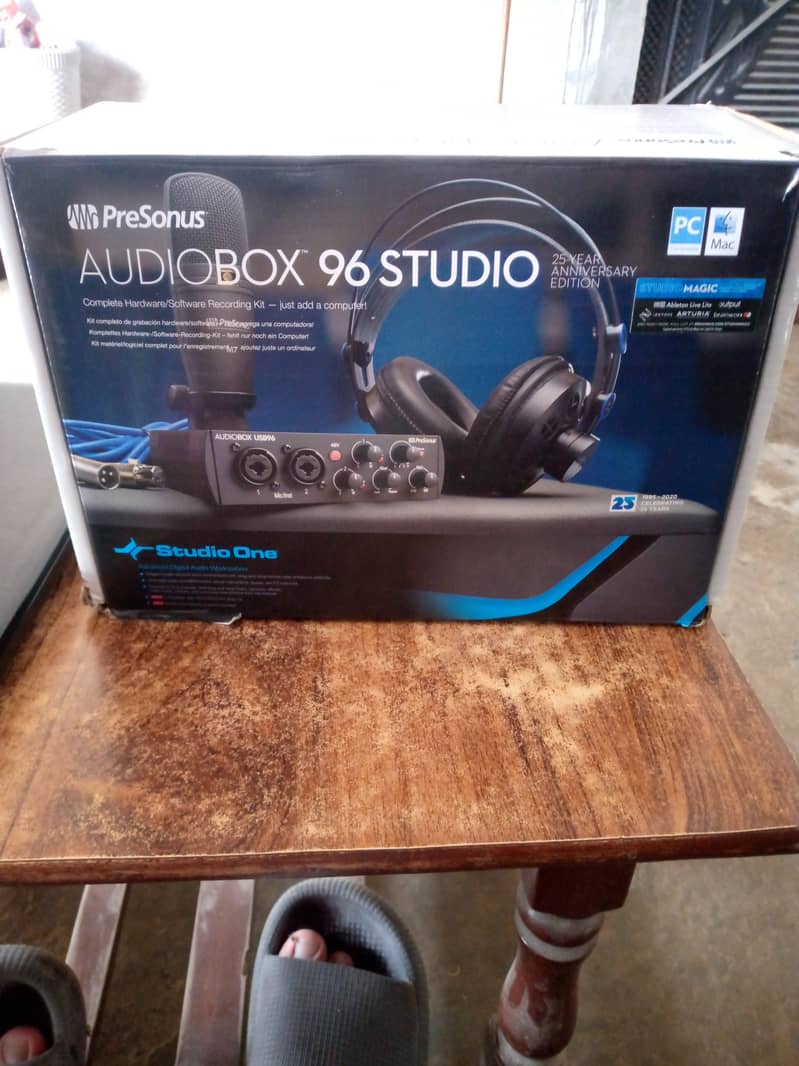 PreSonus AudioBox 96 Studio Complete Recording Bundle 0