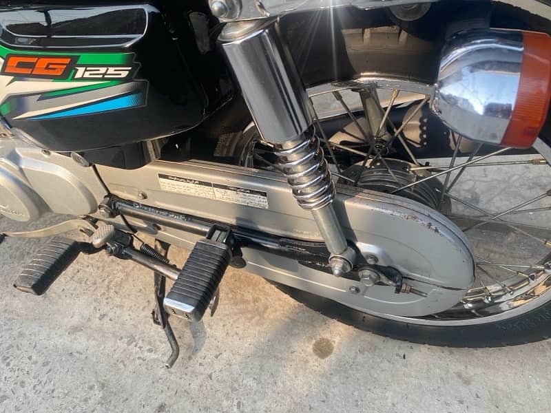 honda 125 2023 in mint condition 5