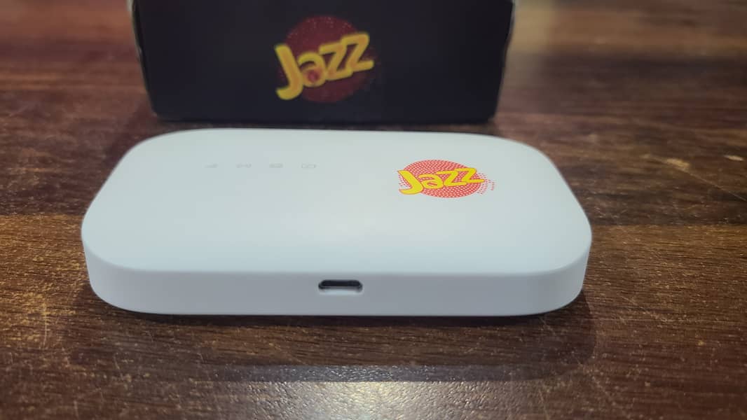 Jazz 4g device Portable WiFi All Sim Working Latest model 8