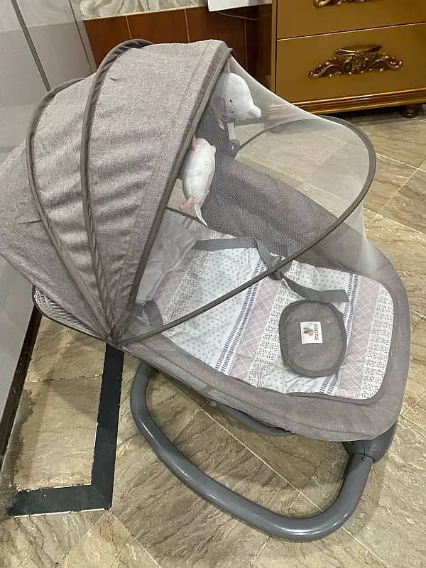 Mastela Baby Electric Swing 3 in 1 Brand New 7