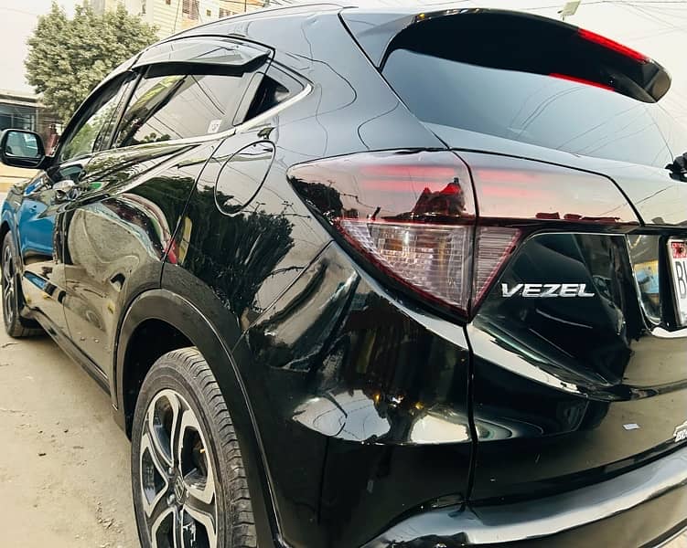 Honda Vezel 2015 6