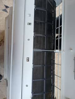 good condition ac DC inverter haier