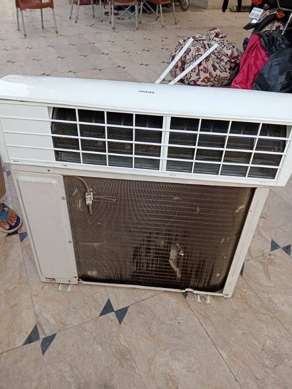 good condition ac DC inverter haier 2