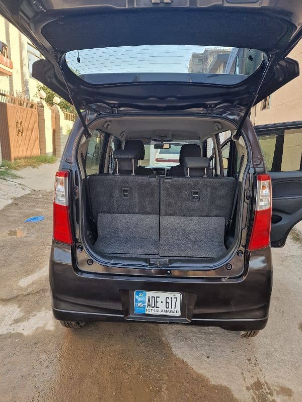 Suzuki Wagon R 2017 12