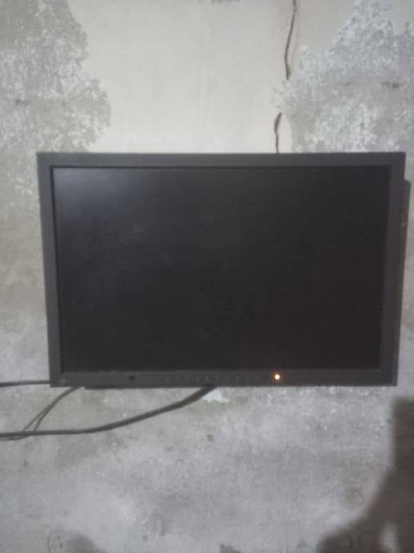 22 inch LCD 3