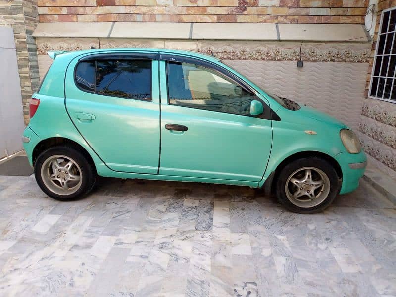 Toyota Vitz 2006 6