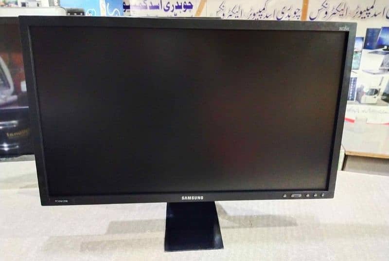 Samsung 24Inch LED Monitor 1